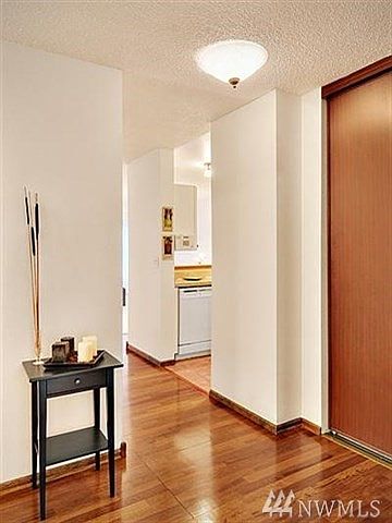 1st image of 17431 Ambaum Blvd S Unit C1