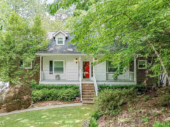 2nd image of 9890 Riverwood Ct