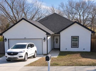 1511 Illinois Ave, Fort Worth, TX 76104