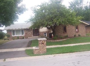 1863 E 172nd St, South Holland, IL 60473