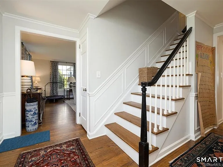 45 Country Club Rd — Photo 10