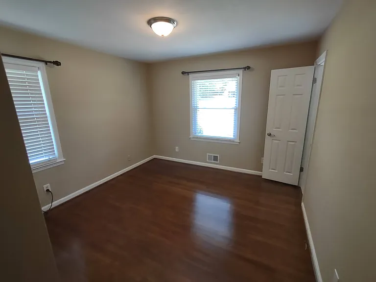 Guest Bedroom #2