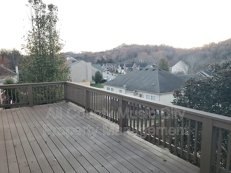 905 Weatherside Ct — Photo 25