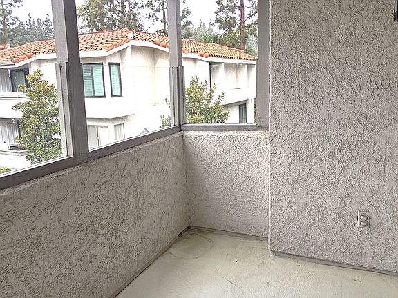 Private outdoor balcony. Great place to relax after work or weekends.