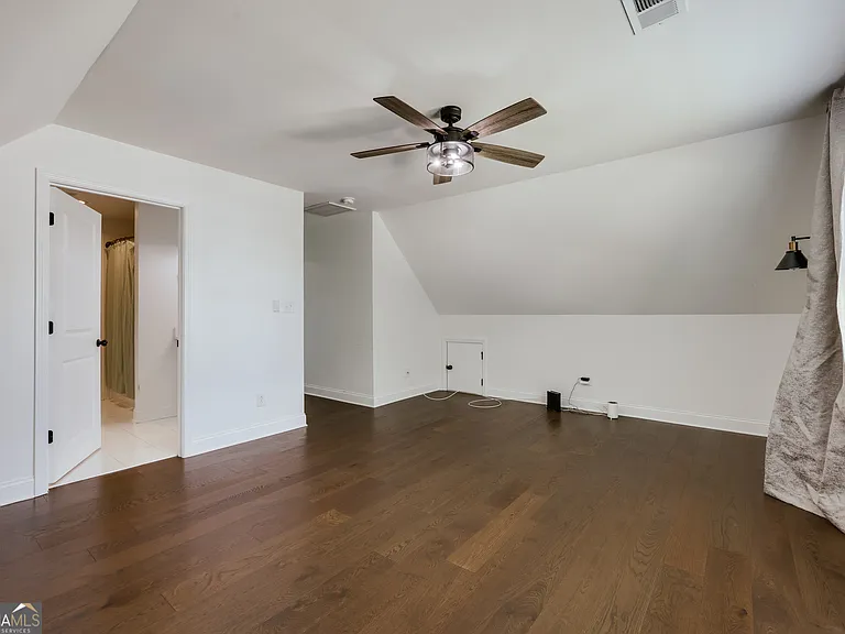 499 Little Oak St — Photo 34