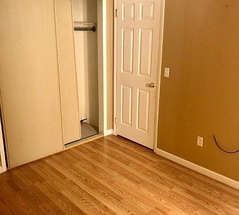 3rd image of 20 Greenbriar Ave