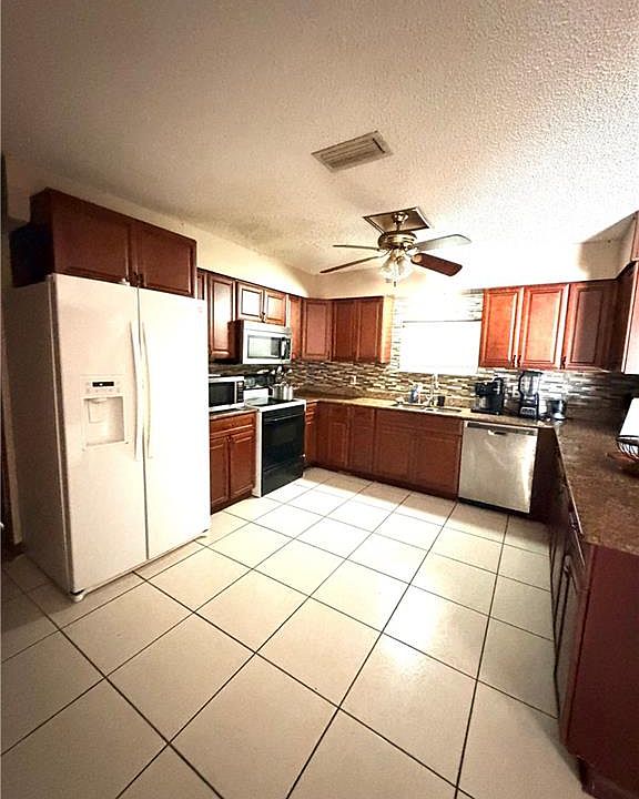 2nd image of 5447 Sholtz ST