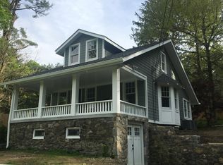 84 Douglas Rd, Chappaqua, NY 10514