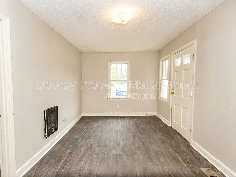 1023 Holland Johnson Rd #B — Photo 11