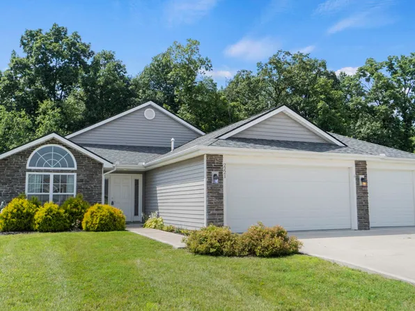 2221 Henry V Xing, Fort Wayne, IN 46818