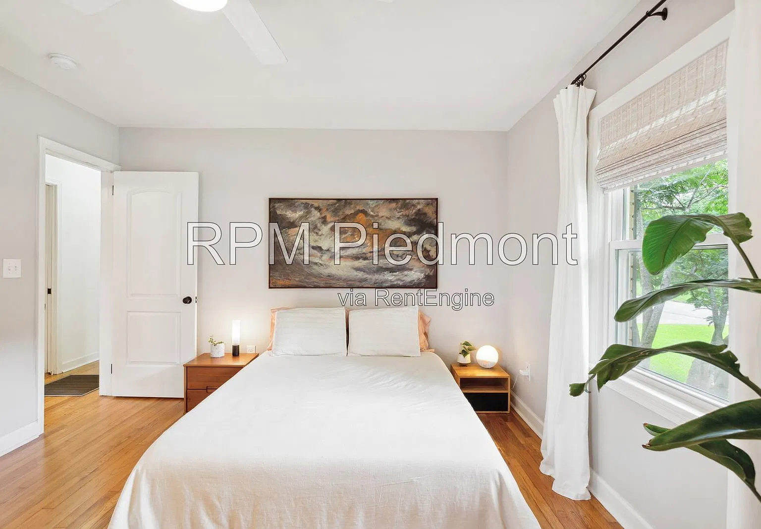 2 bed, 1.0 bath, $1,650 — Photo 4