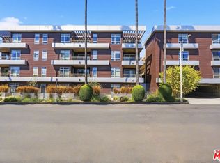 6001 Carlton Way APT 303, Los Angeles, CA 90028