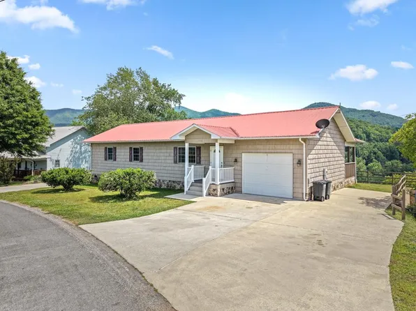 533 Lemons Branch Road, Bryson City, NC 28713