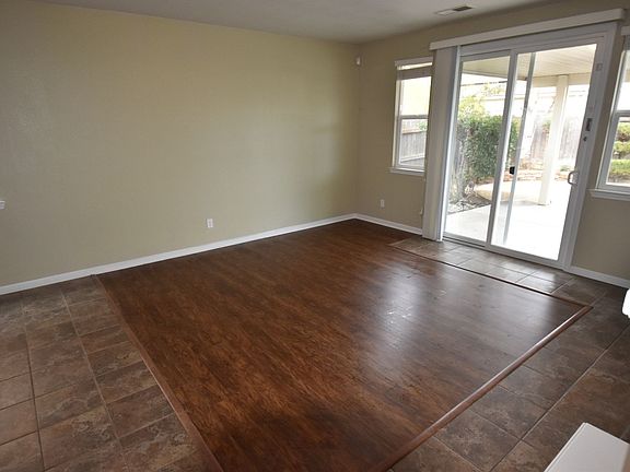 3rd image of 2041 Waterville Dr