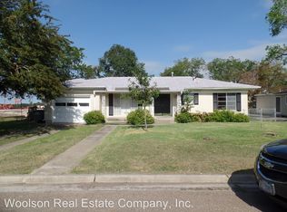 102 Park Ave, Victoria, TX 77901