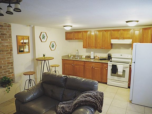 2nd image of 906 6th St #B