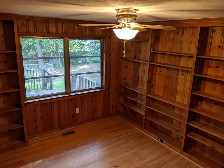 309 W Cornwallis Rd — Photo 4