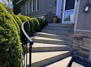 7909 Englewood Crest Dr, Yakima, WA 98908