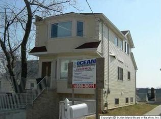 90 Evelyn Pl, Staten Island, NY 10305