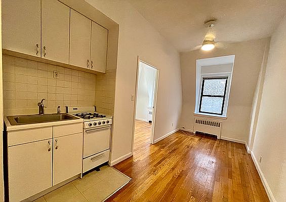 1st image of 262 W End Ave APT 3D