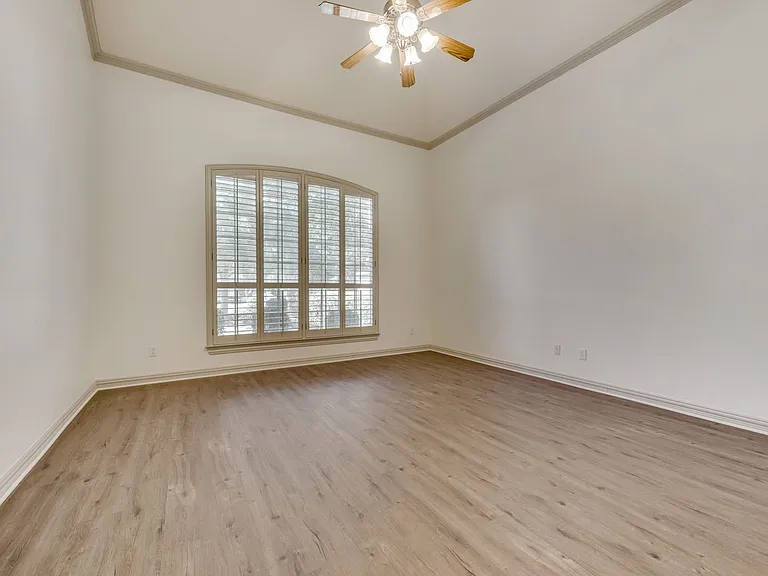 120 Cambridge Ct — Photo 22