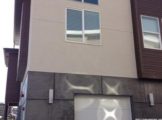 1001 W Rooftop Dr, Midvale, UT 84047