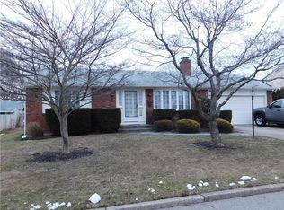 166 Greenslitt Ave, Pawtucket, RI 02861