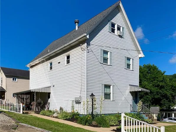 451 Center St, Hyde Park, PA 15641