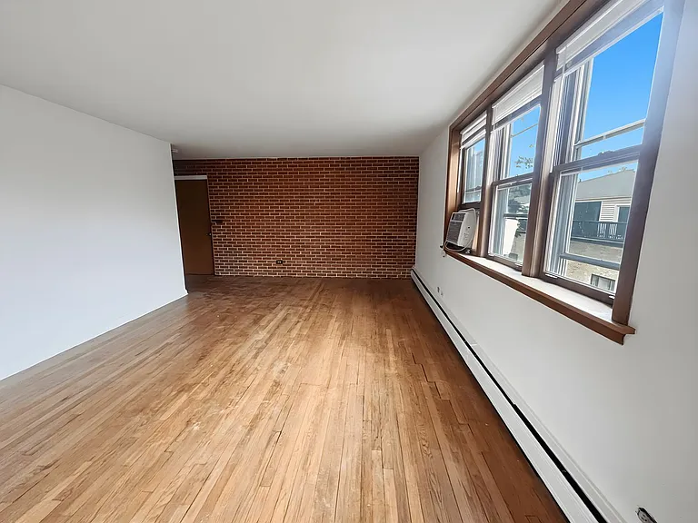 2727 Central St #2N — Photo 24