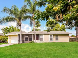 18608 Sebring Rd, Fort Myers, FL 33967