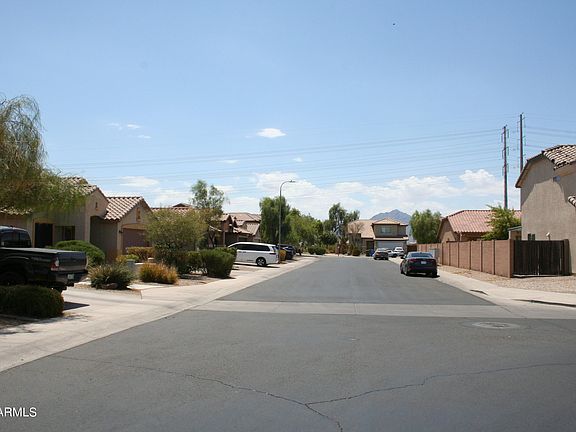 5th image of 3413 S 97th Ln