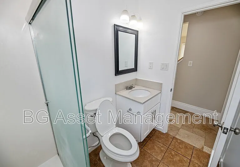 1723 Bayo Vista Ave — Photo 24