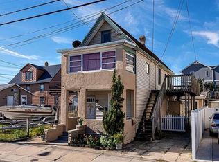 210 W Burk Ave, Wildwood, NJ 08260