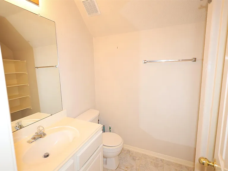 4810 Zachary Ln — Photo 21