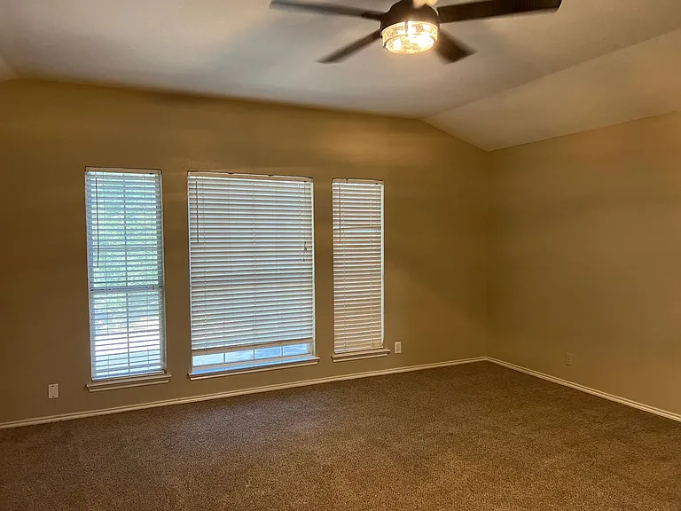 3648 Diamond Fls — Photo 16