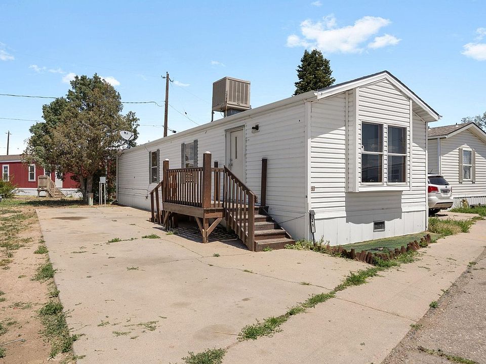 1st image of 830 1st St #21