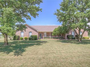 1220 Sharondale Dr, Crowley, TX 76036