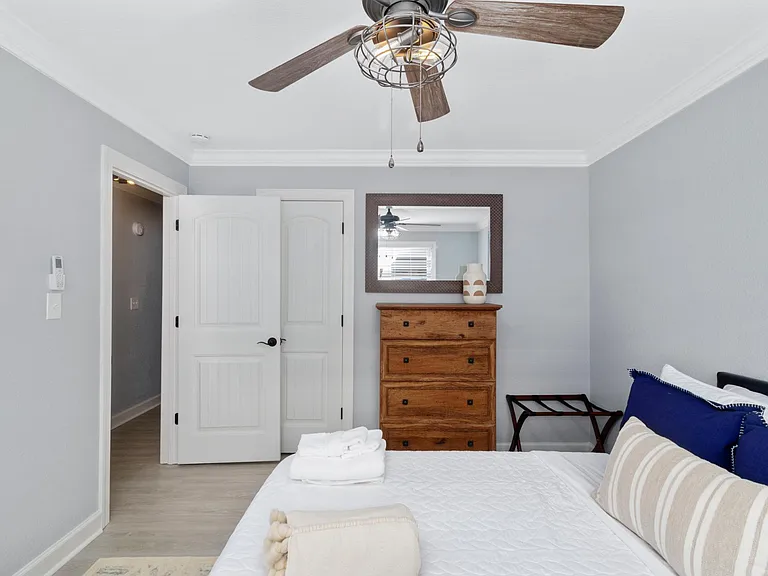 1367 E Ocean View Ave (Seashack) — Photo 12