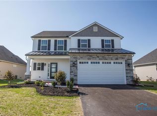 5865 Walnut Spring Blvd, Sylvania, OH 43560