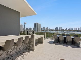 2271 NE 171st St #3A, North Miami Beach, FL 33160