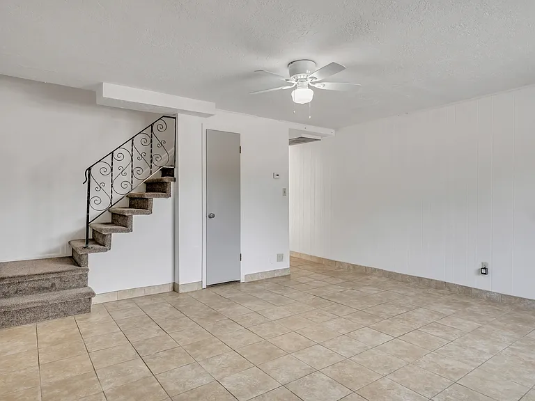 1431 Arthur Dr #1 — Photo 3