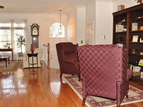 Living Room 4