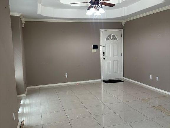 5th image of 720 S Logan Dr #3