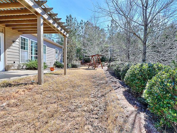3rd image of 1010 Slow Creek Way