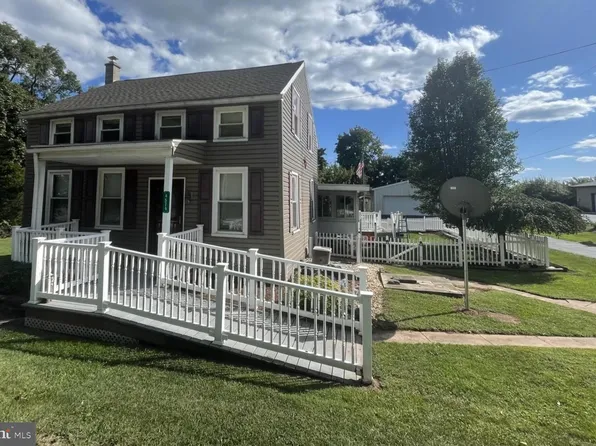 4574 E Berlin Rd, Thomasville, PA 17364