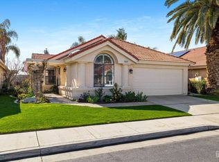 8213 New Castle St, Bakersfield, CA 93311