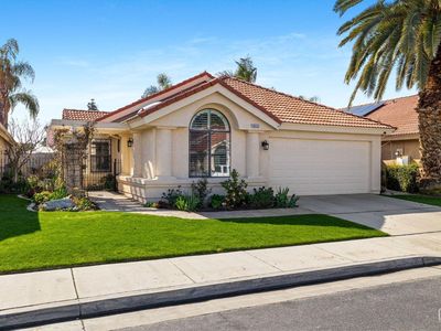 8213 New Castle St, Bakersfield, CA, 93311