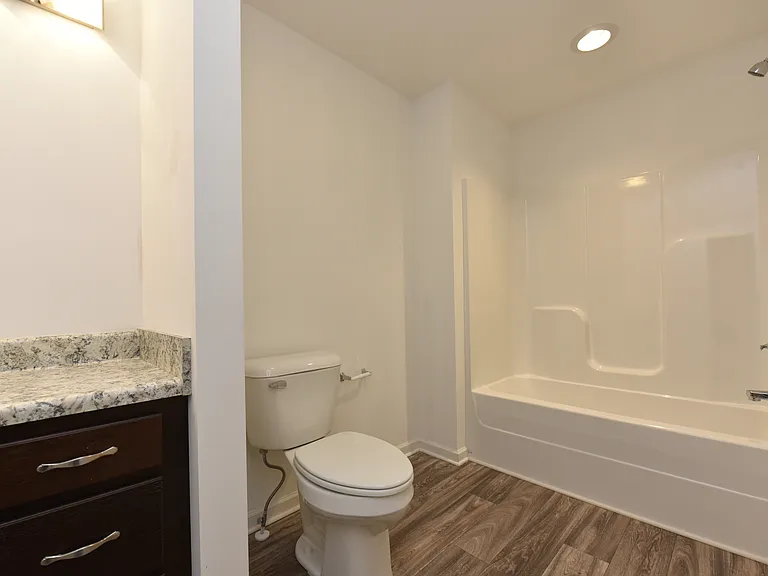 Spacious Bathroom