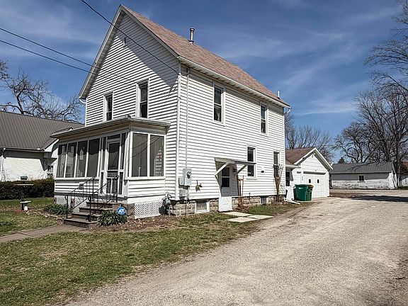 2nd image of 403 S 6th St