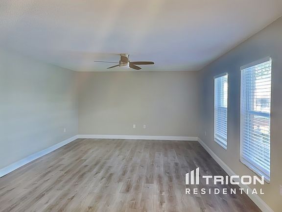 5th image of 361 Augustine Ct